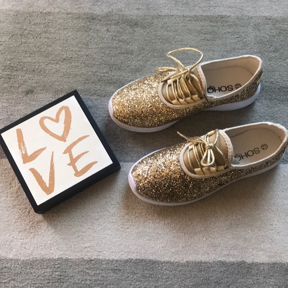 ⚡️clearance 1 left⚡️ Gold Glitter Fashion Sneakers - Picture 2 of 8